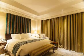 Royal Grace Hotel