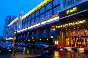 Royal Grace Hotel