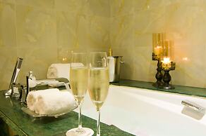 Royal Grace Hotel