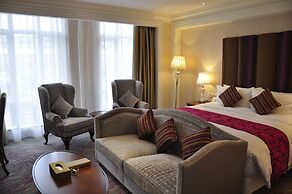 Royal Grace Hotel