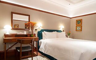 Royal Grace Hotel