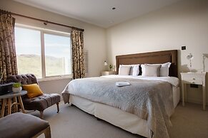 Lewinnick Lodge