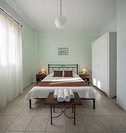 Moonlight Apartments & Suites