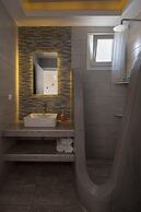 Moonlight Apartments & Suites