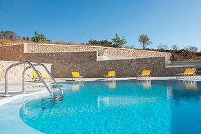 Moonlight Apartments & Suites