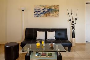 Moonlight Apartments & Suites