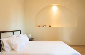 Moonlight Apartments & Suites
