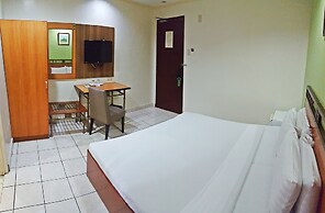 Golden Valley Hotel