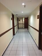 Golden Valley Hotel