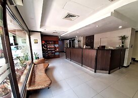 Golden Valley Hotel