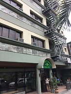Golden Valley Hotel