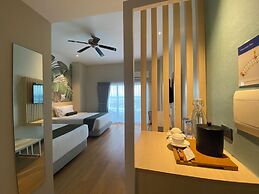 Solea Seaview Resort