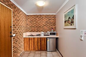 Hume Country Motor Inn