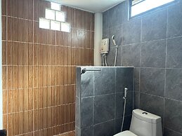 Lanta Garden Home