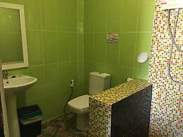 Lanta Garden Home