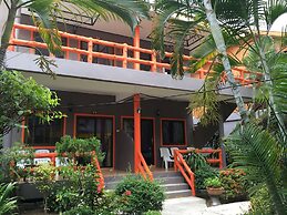 Lanta Garden Home
