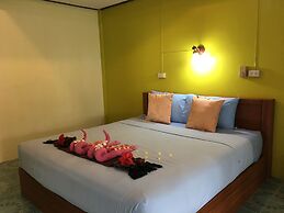 Lanta Garden Home
