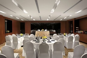 Hilton Bangalore Embassy GolfLinks