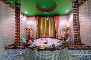 Empress Residence Resort & Spa