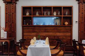 Empress Residence Resort & Spa