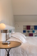 De Barrier - Different Hotels