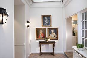 A l'Hotel des Roys