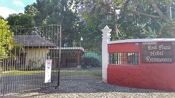 Hotel Real Plaza