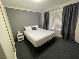Zig Zag Motel
