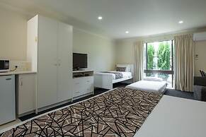 Zig Zag Motel
