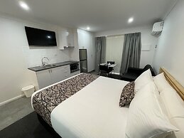 Zig Zag Motel
