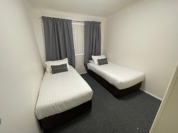 Zig Zag Motel