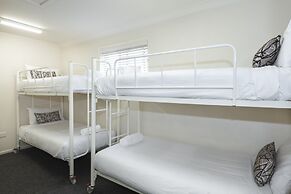 Zig Zag Motel