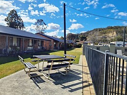 Zig Zag Motel