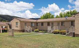 Zig Zag Motel