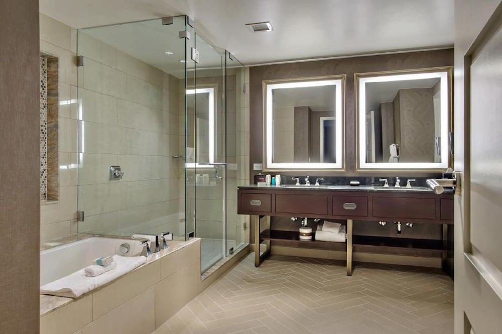 Omni Nashville Hotel