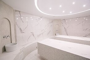 Acroterra Rosa Luxury Suites & Spa