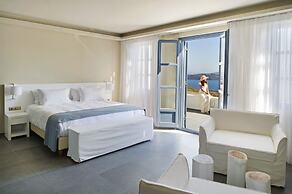 Acroterra Rosa Luxury Suites & Spa