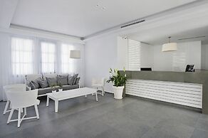 Acroterra Rosa Luxury Suites & Spa