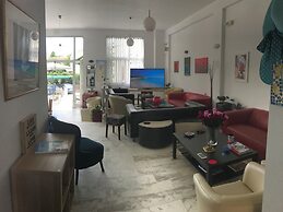 Victor-Eleni Hotel