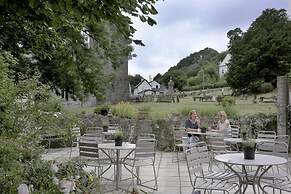 Fox & Hounds