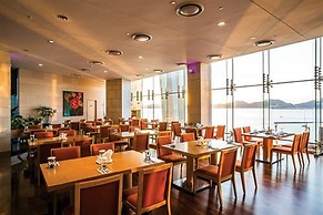Hidden Bay Hotel