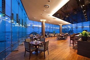 Hidden Bay Hotel