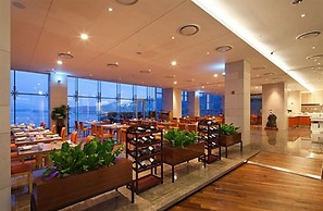 Hidden Bay Hotel