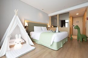 Hidden Bay Hotel