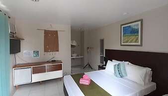 MR Holidays Hotel