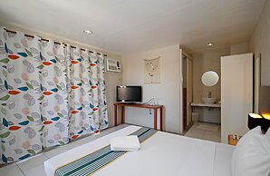 MR Holidays Hotel