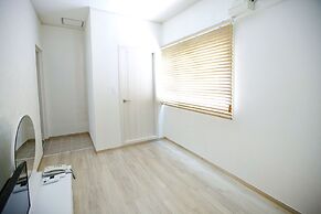 ARI House - Hostel