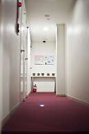 ARI House - Hostel