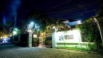 Baby Elephant Boutique Hotel