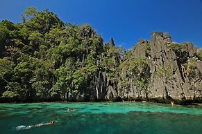 Two Seasons Coron Island Resort